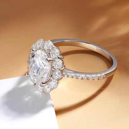 Oval VVS Moissanite Ring